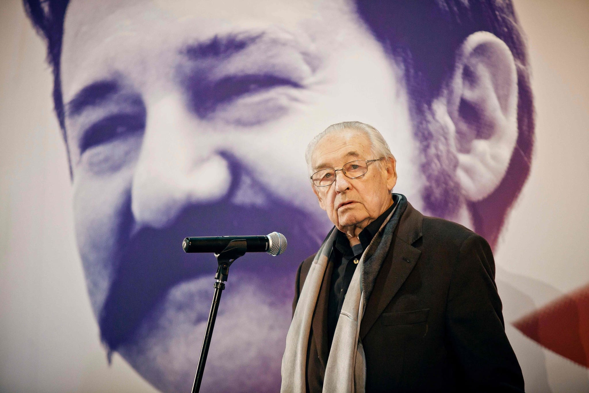 Resultado de imagem para Andrzej Wajda (1926-2016), o realizador que desafiou a Polónia comunista